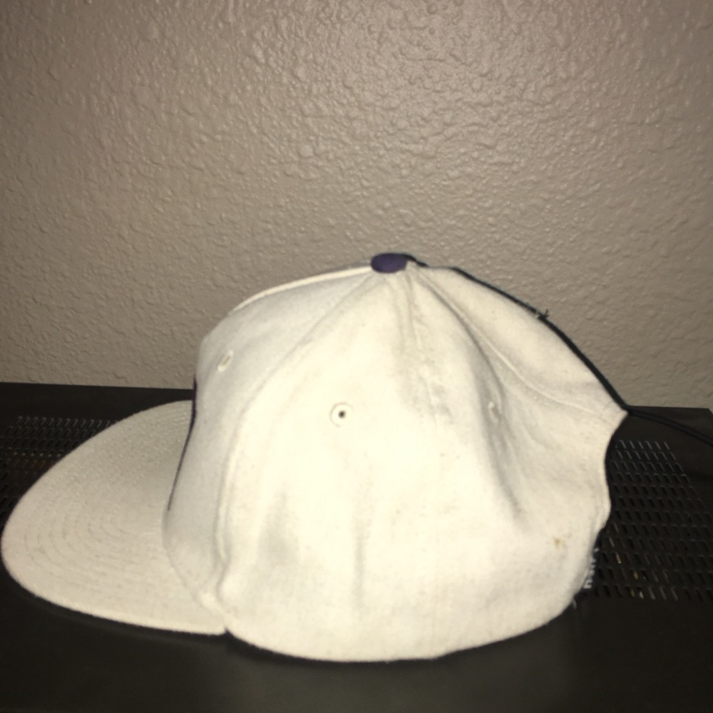 Neff hat - Picture 2 of 6